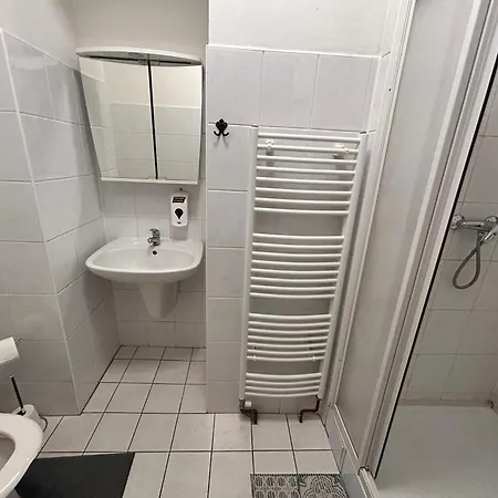 Πανσιόν Restaurace A Podloubi 3*